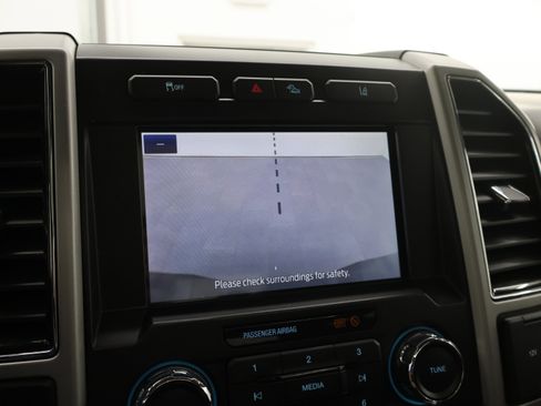Used 2021 Ford F250 Lariat AWD/4WD image 18