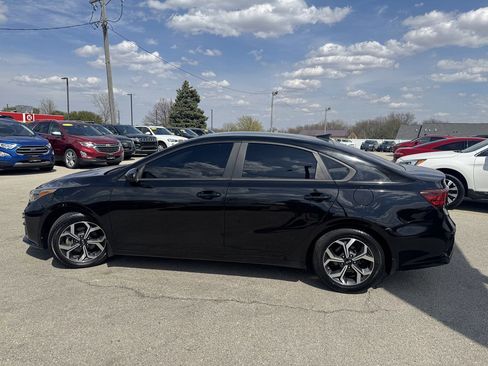 Used 2021 Kia Forte LXS image 4