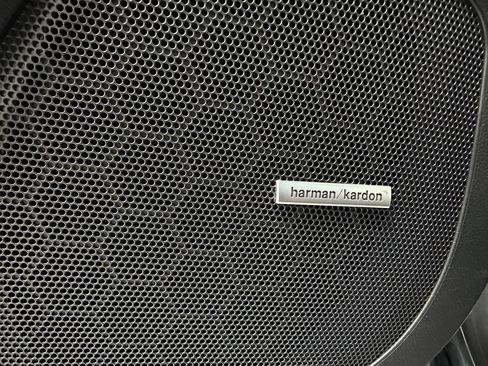 Used 2019 Subaru Ascent Touring w/ Popular Package #2A image 18