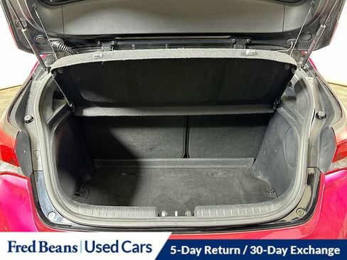 Used 2020 Hyundai Veloster 2.0 Premium image 27