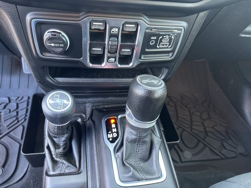 Used 2020 Jeep Wrangler Unlimited Sport AWD/4WD image 14