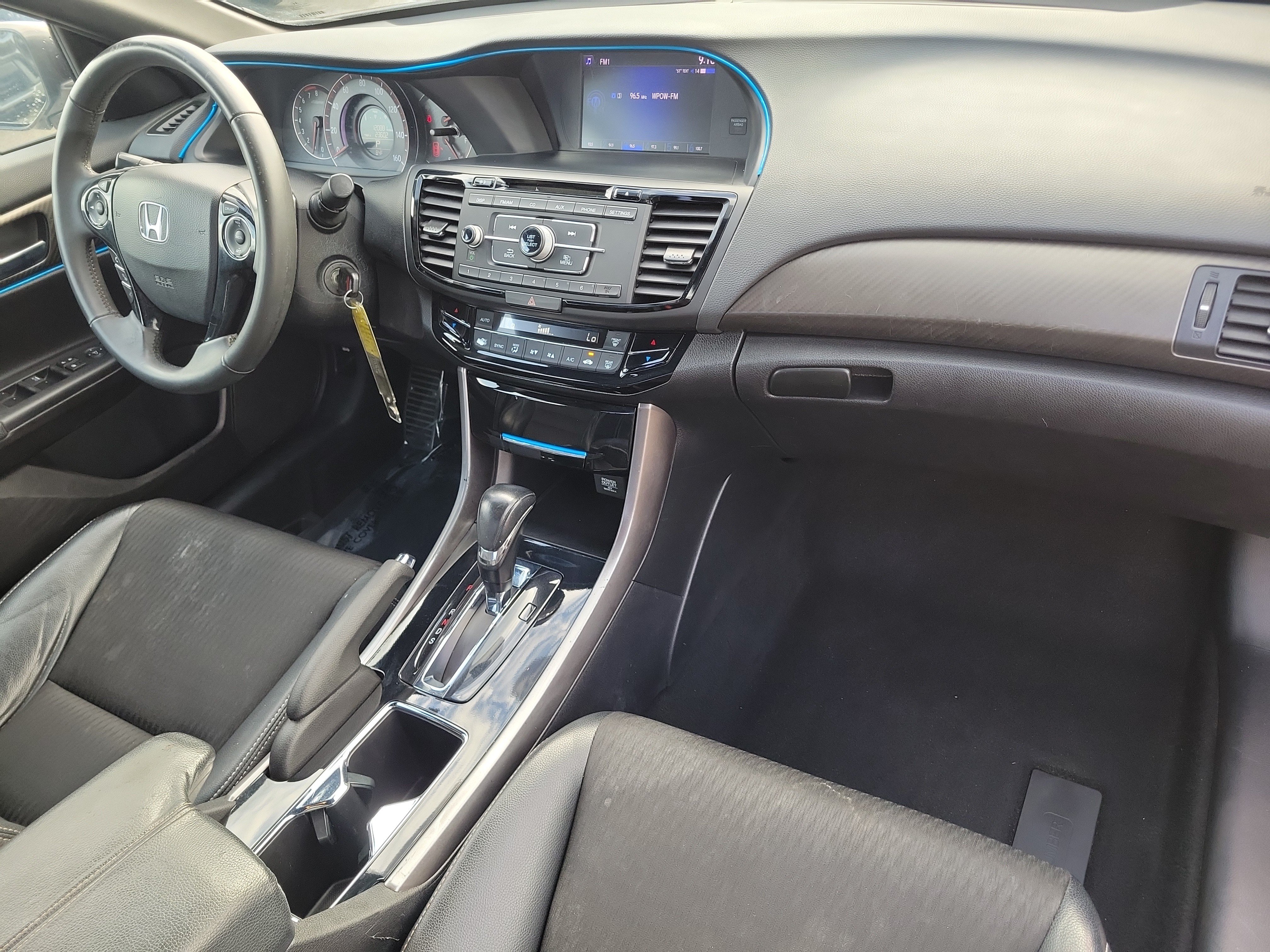 Used 2017 Honda Accord Sport image 16