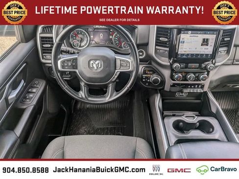 Used 2022 RAM 1500 Big Horn AWD/4WD image 17