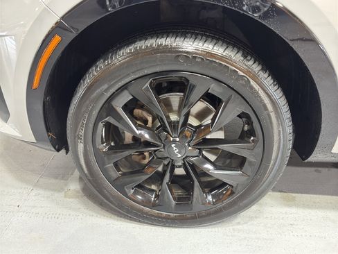 Used 2022 Kia Sorento SX image 10