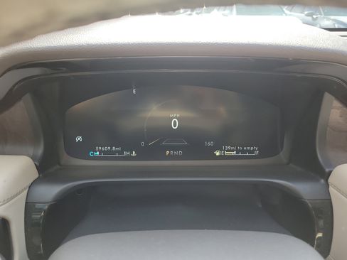 Used 2022 Lincoln Aviator Reserve RWD image 27