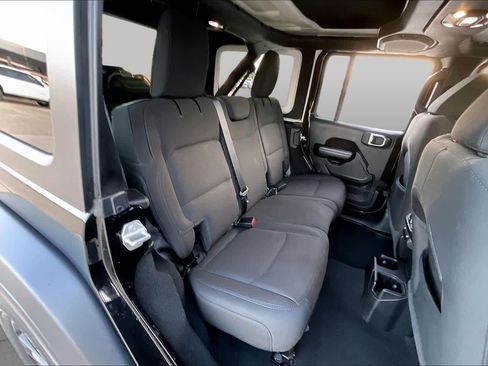 Used 2020 Jeep Wrangler Unlimited Sport AWD/4WD image 18