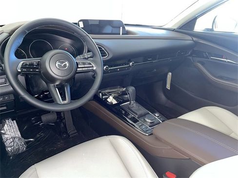 New 2025 MAZDA CX-30 AWD 2.5 S w/ Premium Package image 18