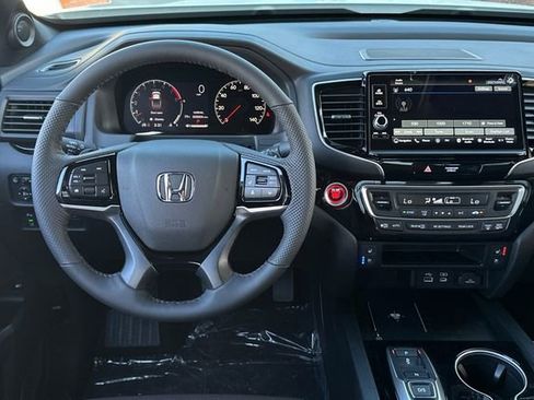 New 2026 Honda Ridgeline Black Edition image 17