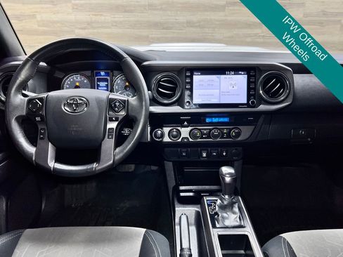 Used 2023 Toyota Tacoma TRD Sport AWD/4WD image 2