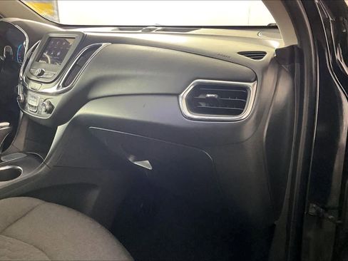 Used 2019 Chevrolet Equinox LT FWD image 17
