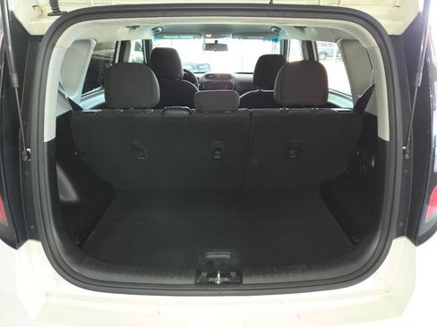 Used 2018 Kia Soul FWD image 23