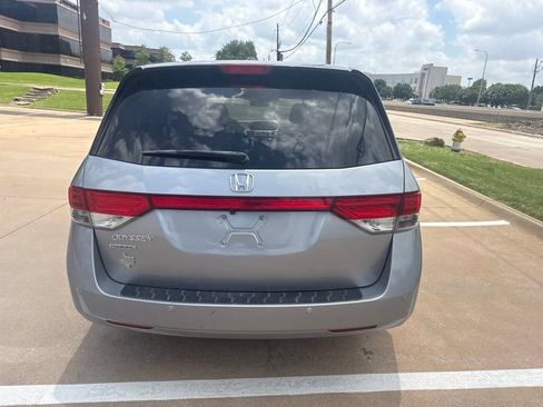 Used 2016 Honda Odyssey Touring image 10