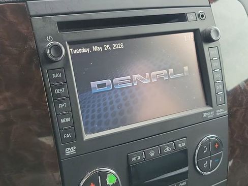Used 2014 GMC Yukon Denali AWD/4WD image 22