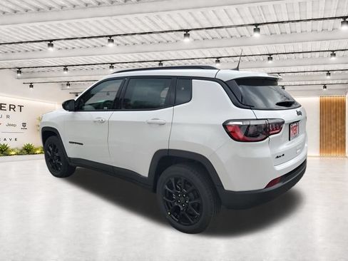 New 2026 Jeep Compass Latitude AWD/4WD image 9