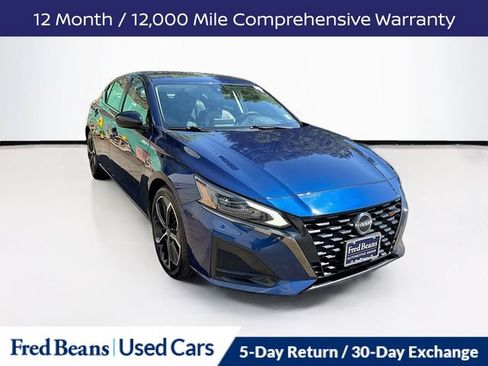 Used 2023 Nissan Altima 2.5 SR FWD image 1