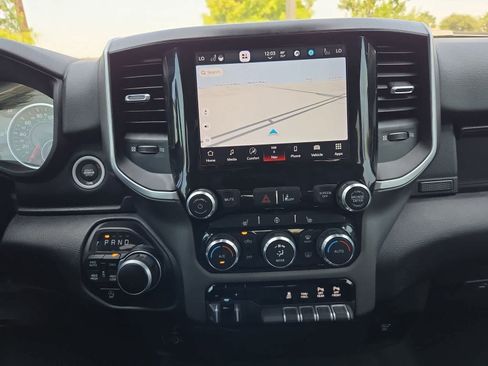 Used 2022 RAM 1500 Big Horn AWD/4WD image 25