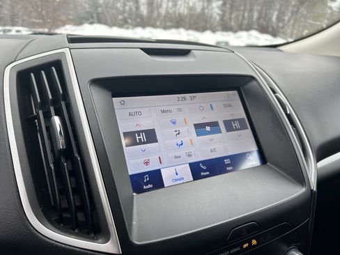 Certified 2020 Ford Edge SEL w/ Convenience Package image 19