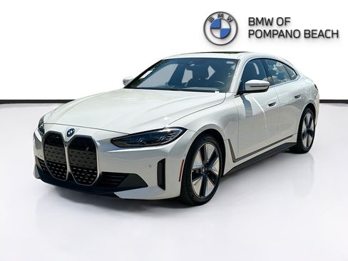 Used 2023 BMW i4 eDrive35 w/ Premium Package RWD image 3