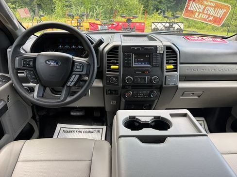 Used 2017 Ford F350 XL AWD/4WD image 14