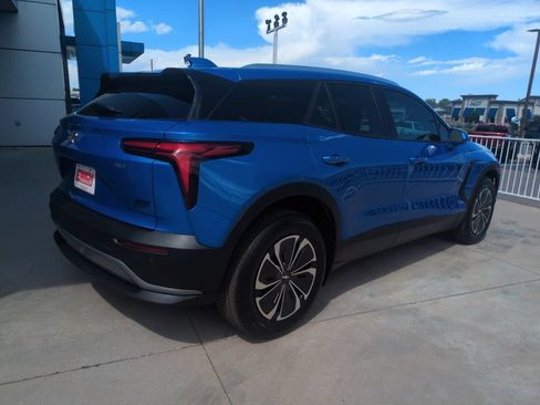 Used 2024 Chevrolet Blazer EV LT AWD/4WD image 5