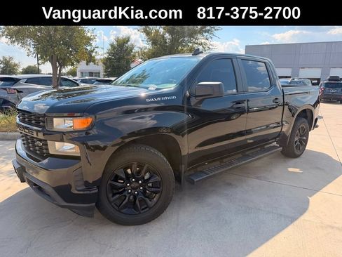 Used 2020 Chevrolet Silverado 1500 Custom w/ Custom Value Package RWD image 1