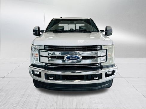 Used 2017 Ford F350 Lariat AWD/4WD image 3