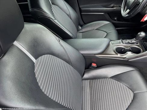 Certified 2022 Toyota Camry SE w/ Carpet Mat Package (TMS) FWD image 19