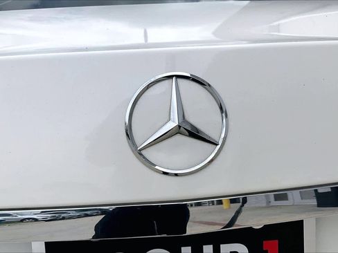 Used 2011 Mercedes-Benz E 350 Sedan image 9