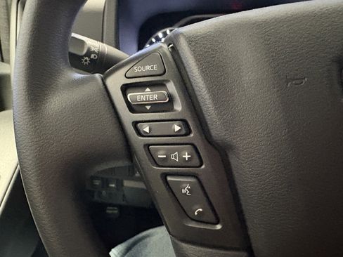 Used 2024 Nissan Frontier S w/ Technology Package image 12