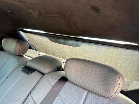 New 2025 BMW 750e xDrive 750e xDrive image 17