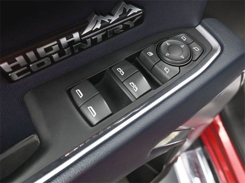 Used 2023 Chevrolet Silverado 1500 High Country w/ Technology Package image 12