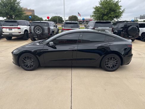 Used 2025 Tesla Model 3 Long Range image 3