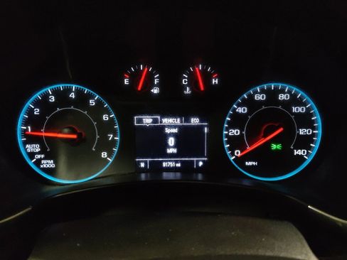 Used 2019 Chevrolet Equinox LS w/ LS Convenience Package image 23