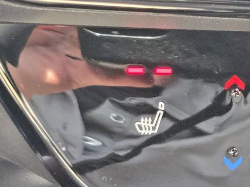 New 2026 Nissan Kicks SR FWD image 14