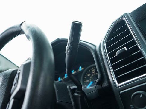 Used 2016 Ford F150 XLT w/ Equipment Group 302A Luxury image 25