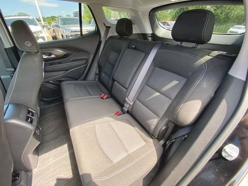 Used 2023 GMC Terrain SLE w/ Driver Convenience Package FWD image 23