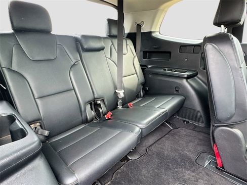 Used 2023 Kia Telluride S image 28