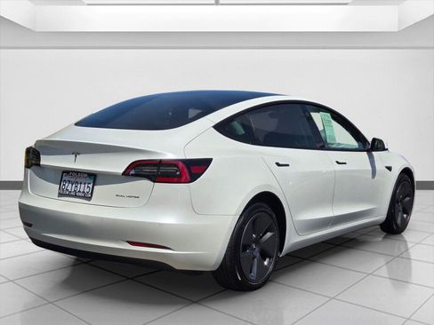 Used 2022 Tesla Model 3 Long Range AWD/4WD image 5