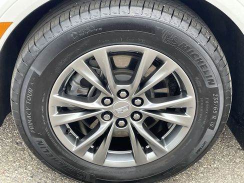 Certified 2023 Cadillac XT5 Premium Luxury w/ LPO, Floor Liner Package image 39