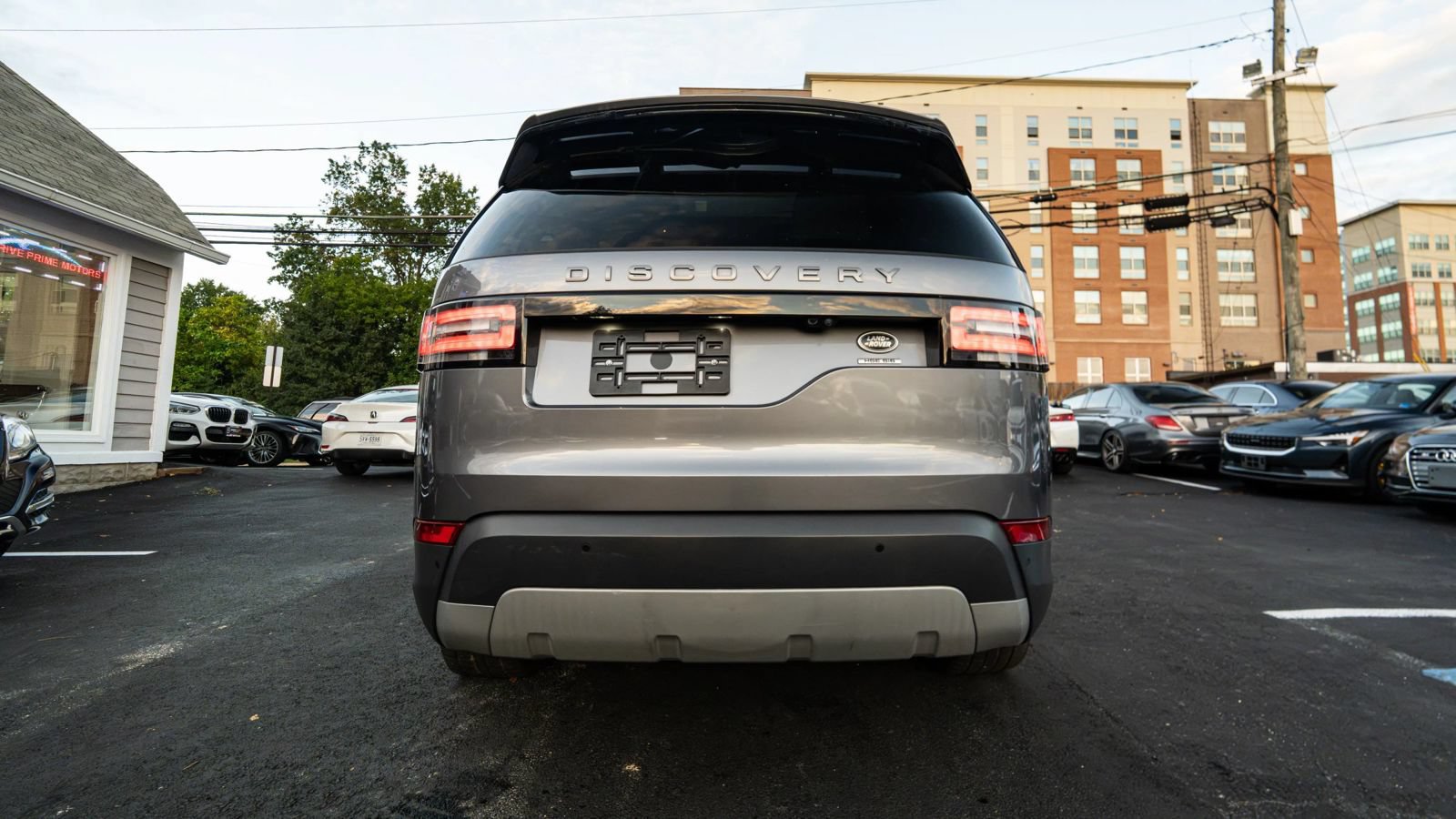 Used 2020 Land Rover Discovery HSE AWD/4WD image 4