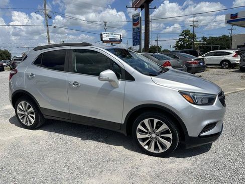Used 2019 Buick Encore Preferred FWD image 5