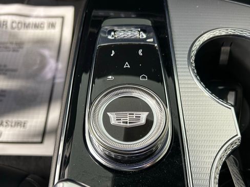 Used 2024 Cadillac Lyriq Luxury AWD/4WD image 21