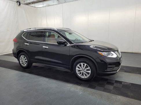 Used 2017 Nissan Rogue SV AWD/4WD image 11