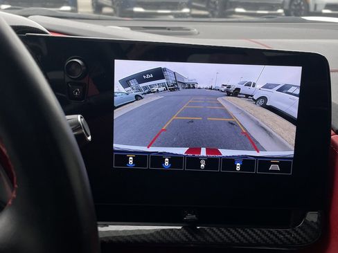 Used 2021 Chevrolet Corvette Stingray Preferred Conv w/ Z51 Performance Package image 18