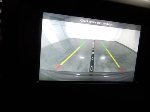 Used 2019 Jeep Compass Sport w/ Cold Weather Group image 18