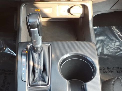 Used 2022 Honda Civic EX image 25