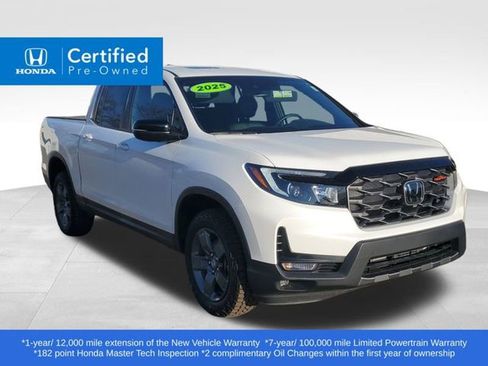 Certified 2025 Honda Ridgeline TrailSport image 2