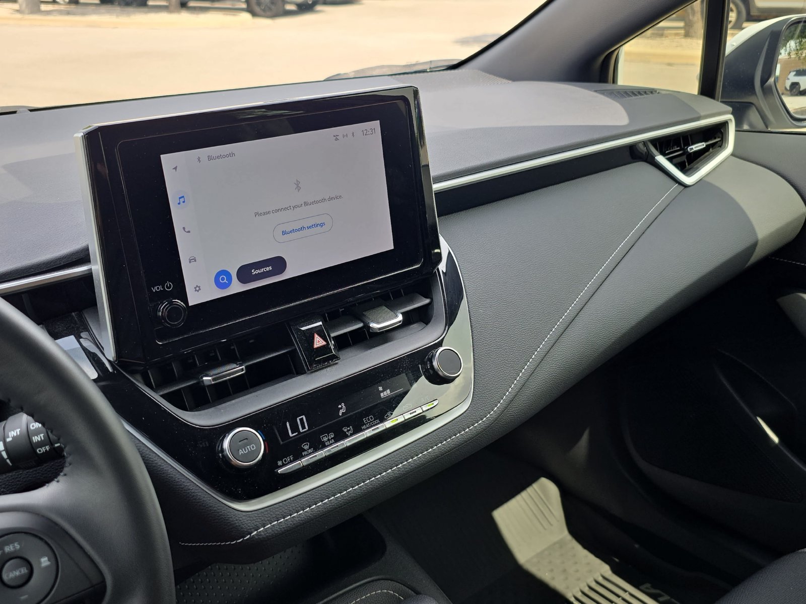 Used 2023 Toyota Corolla SE FWD image 17