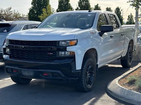Used 2019 Chevrolet Silverado 1500 Custom Trail Boss w/ Custom Convenience Package AWD/4WD image 2