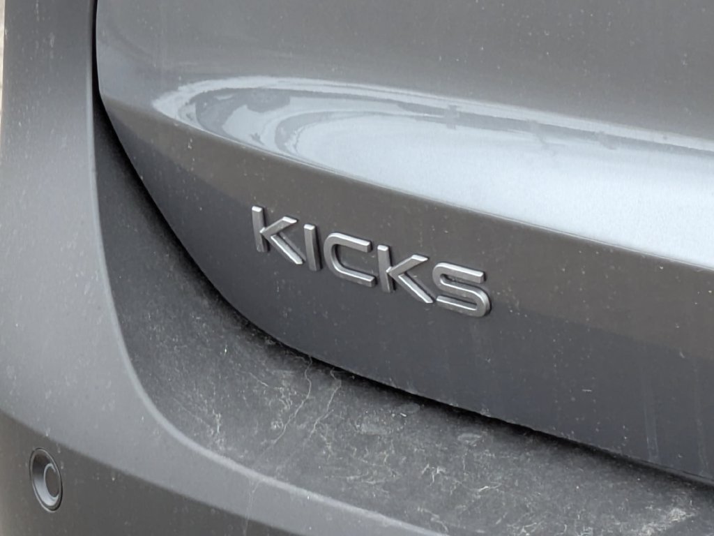 Used 2026 Nissan Kicks SV w/ SV Premium Package AWD/4WD image 12